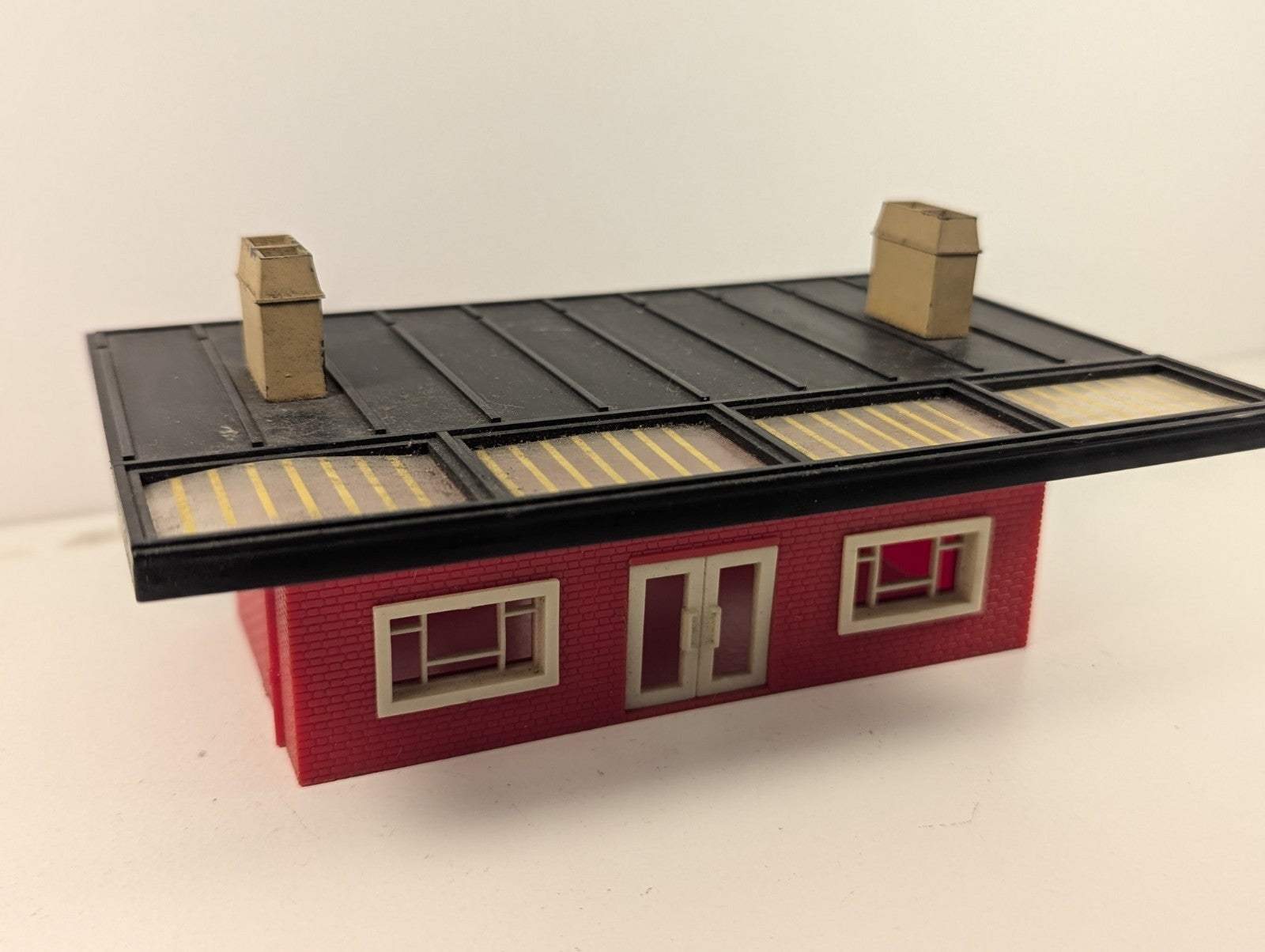 Tri-ang Hornby R473 Modern Ticket Office