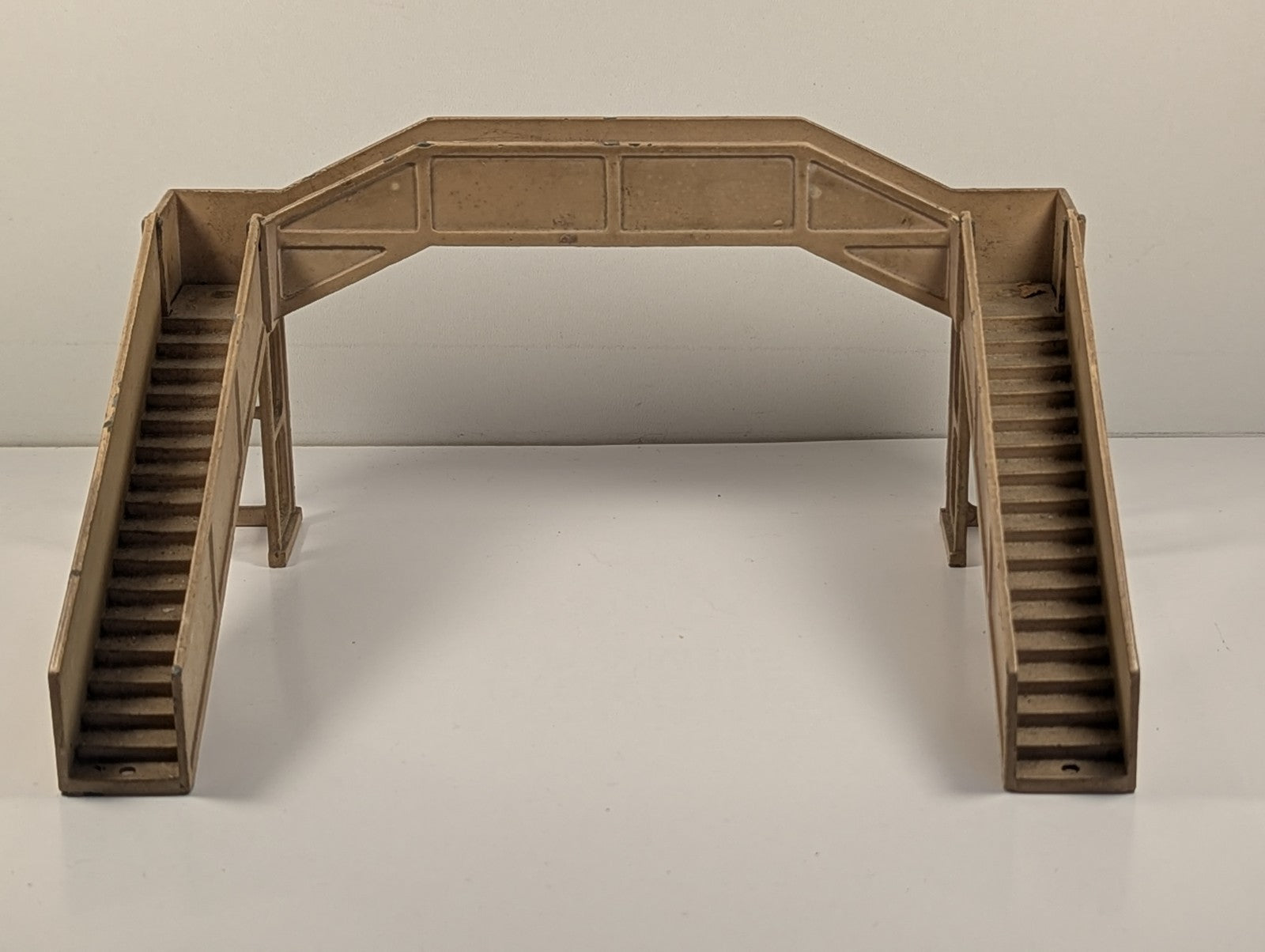 Hornby Dublo OO Gauge D1 Footbridge