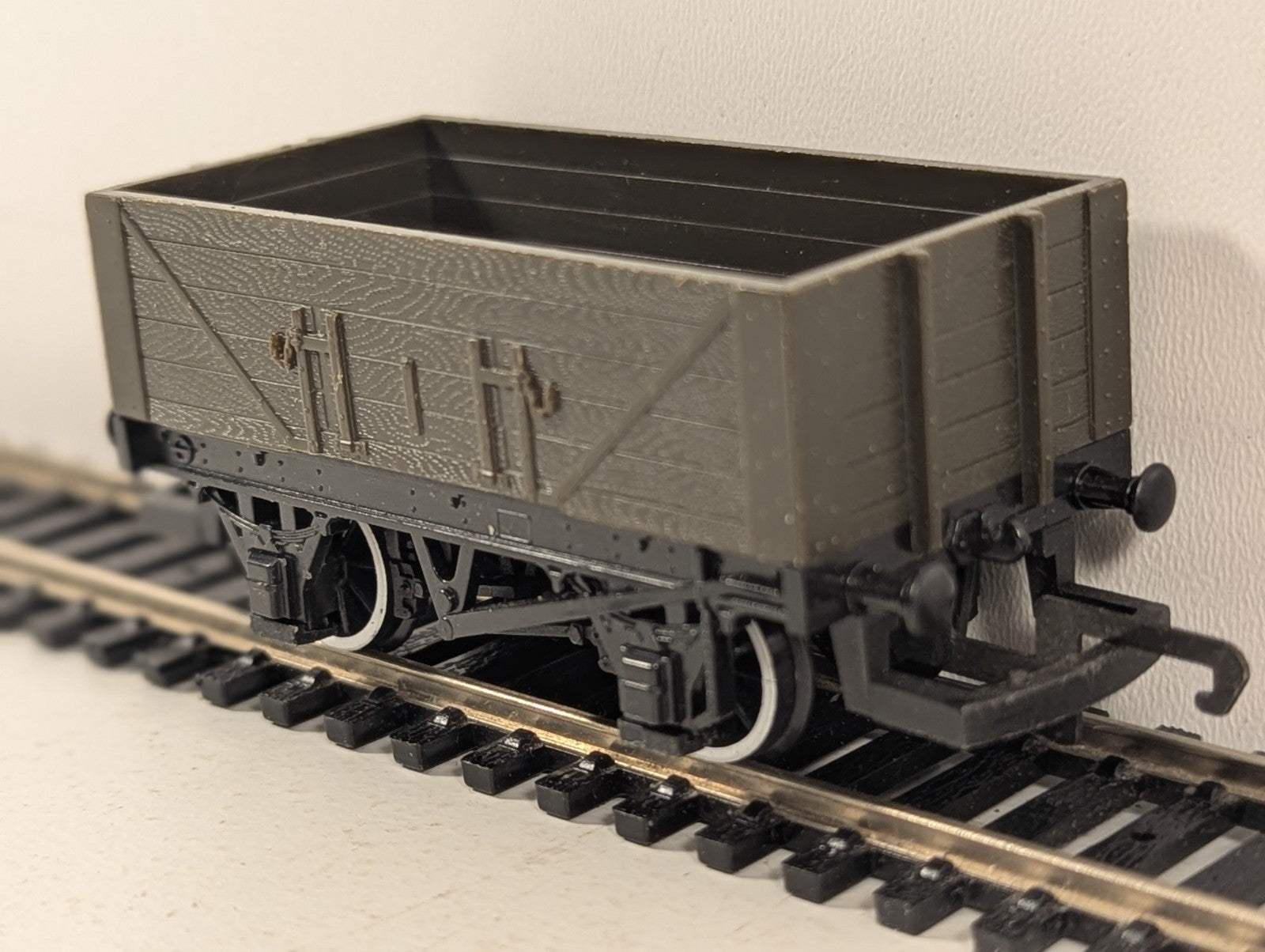 Hornby OO Gauge Printed Troublesome Truck Open Wagon