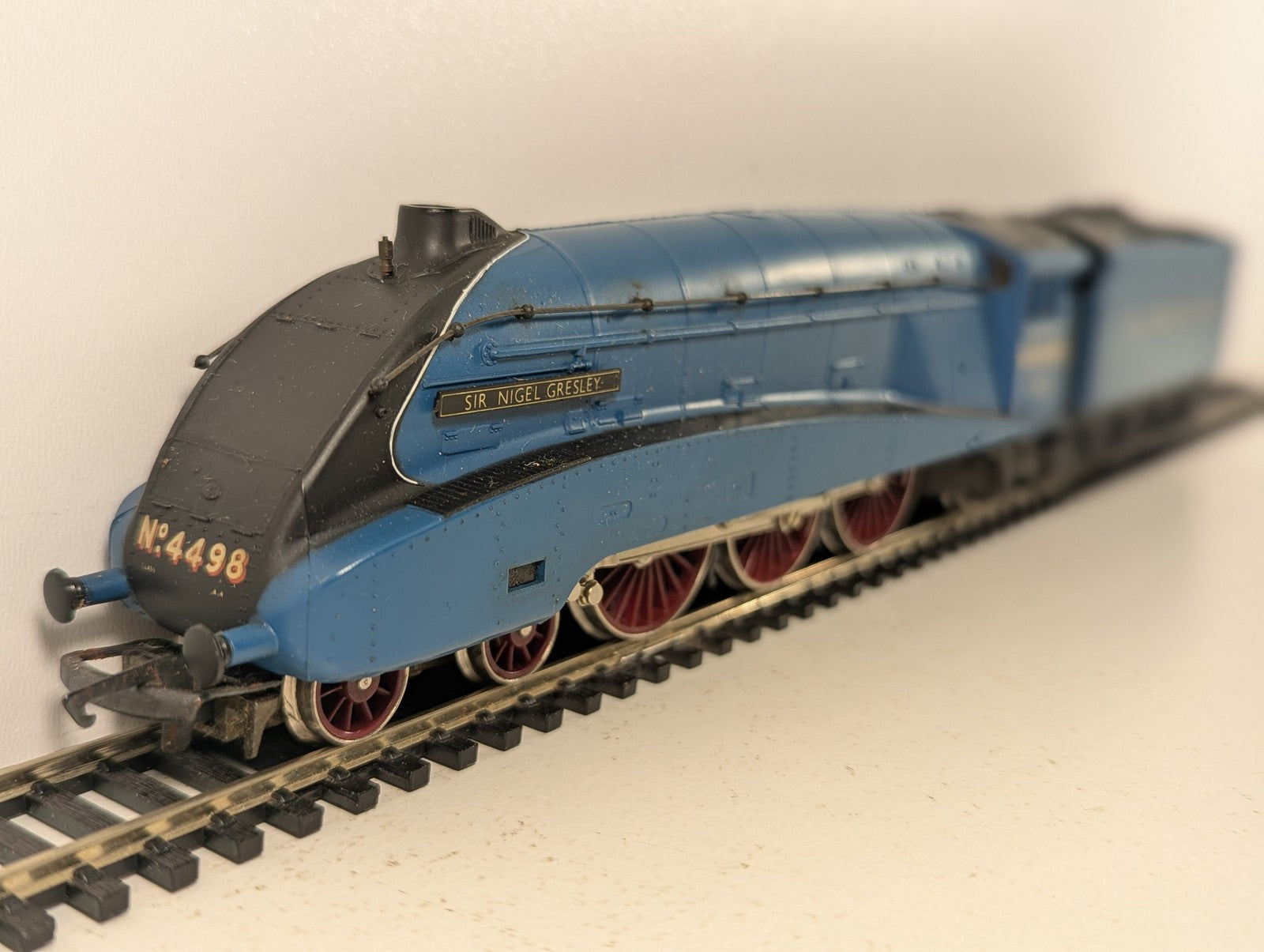Hornby Class A4 'Sir Nigel Gresley' Steam Locomotive 4498 - Spares