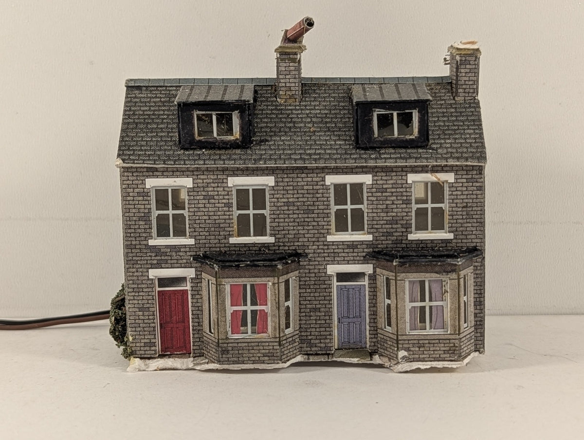Metcalfe N Gauge stone Town Houses Buildings & Structures With Lights