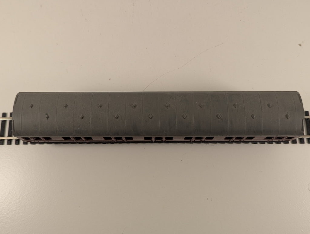 Tri-ang R120 Maroon Suburban Brake Coach M43171 – OO Gauge