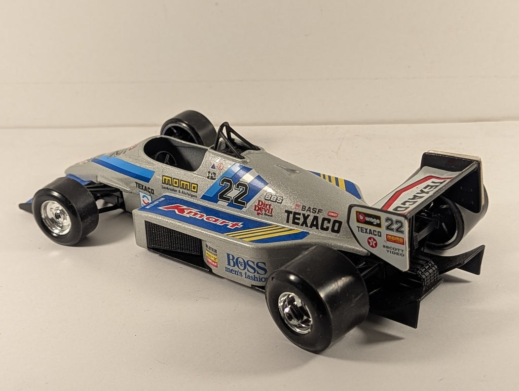 Bburago 1/24 Lola T93/00 Ford Indy Car Die-cast Model Car 22