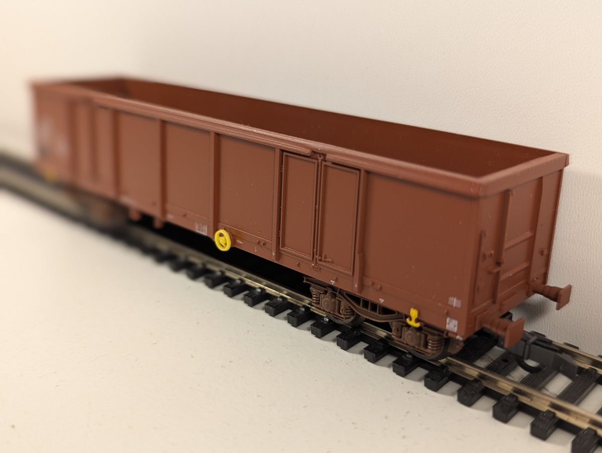 Lima HO Gauge DR Eas High-Sided Open Wagon – Graffiti