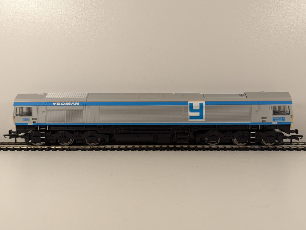Hornby R3041 Class 59 59005 “Kenneth J Painter” Foster Yeoman