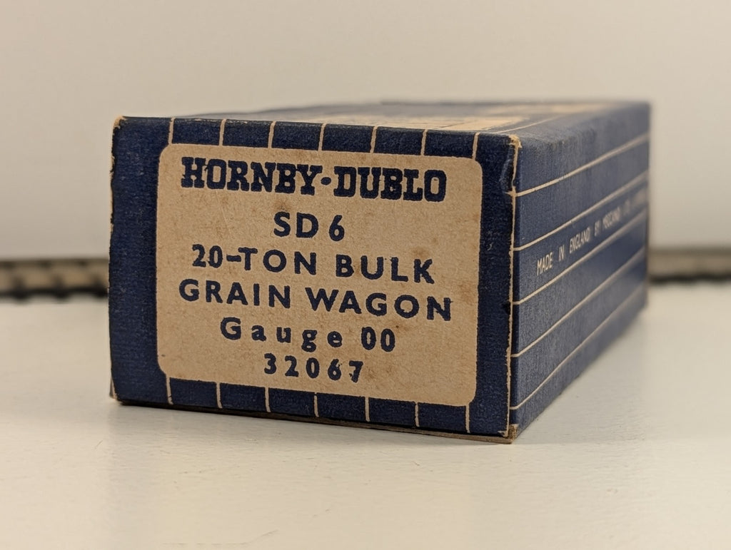 Hornby Dublo 32067 OO Gauge Grey 20-Ton Bulk Grain Wagon - Boxed