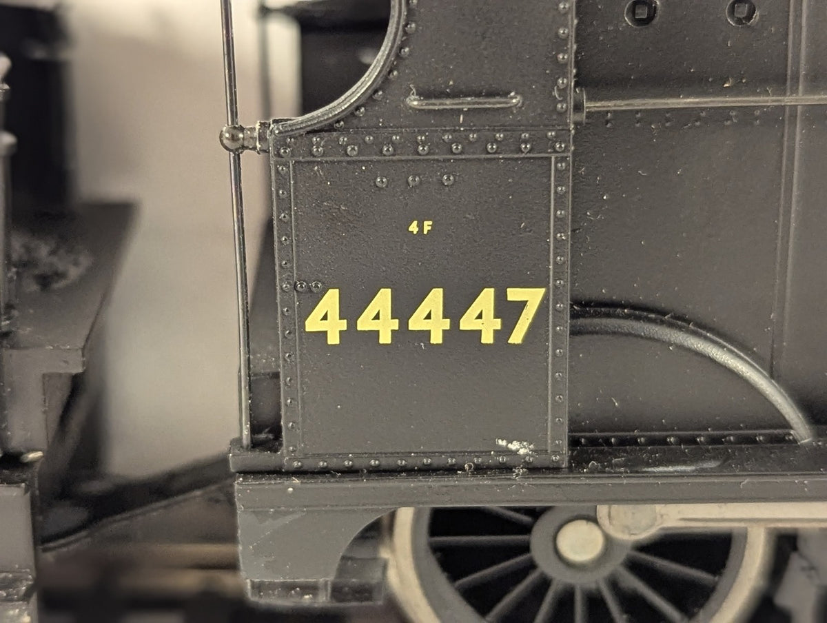 Hornby OO Gauge Fowler Class 4F 0-6-0 Steam Locomotive 44447 BR Black