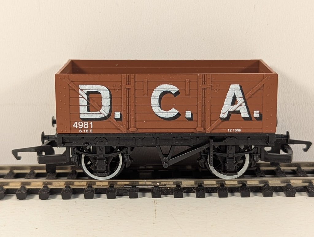 Hornby  R036 DCA Open Wagon Goods Wagon 4981 D.C.A. Brown