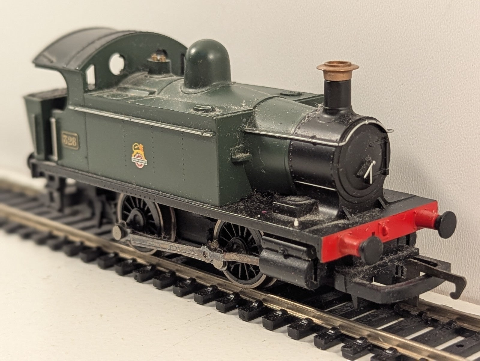 Hornby R2665 OO Gauge Class 101 0-4-0 Industrial Locomotive BR Green