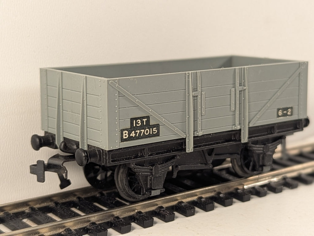 Hornby-Dublo 32074 OO Gauge 13-Ton Standard Wagon - Boxed