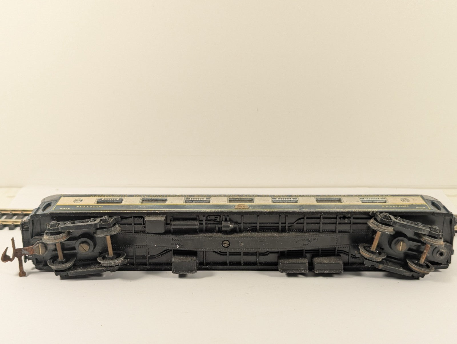 Jouef HO Gauge CIWL Pullman Buffet Car 4029