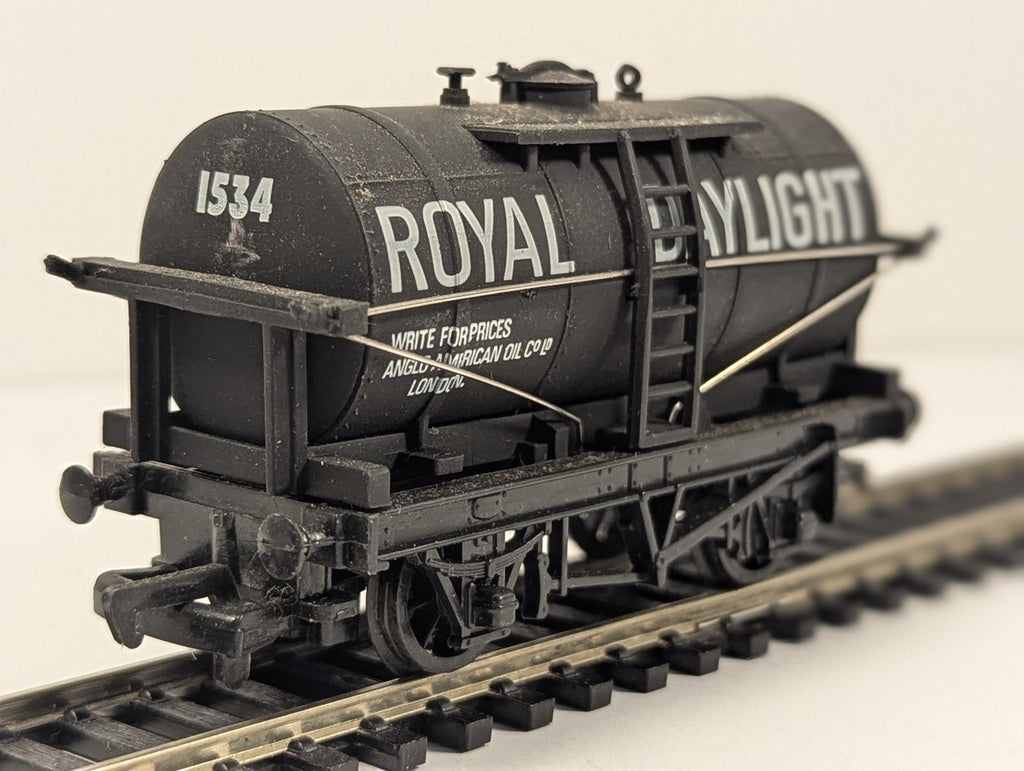Mainline OO Gauge Royal Daylight 14-Ton Tank Wagon Goods Wagon 1534