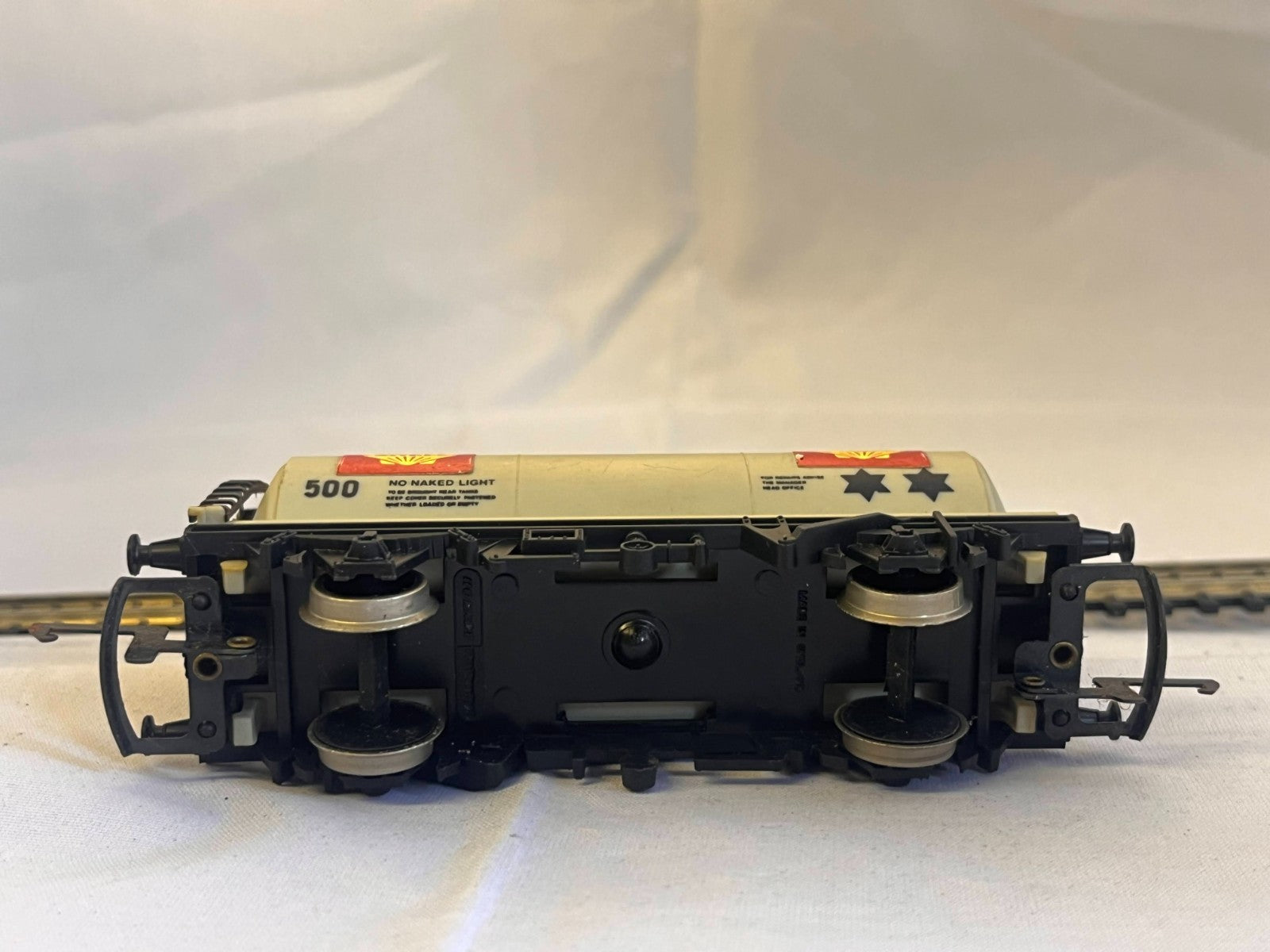 Hornby R020 OO Gauge Grey Shell Tank Wagon Boxed
