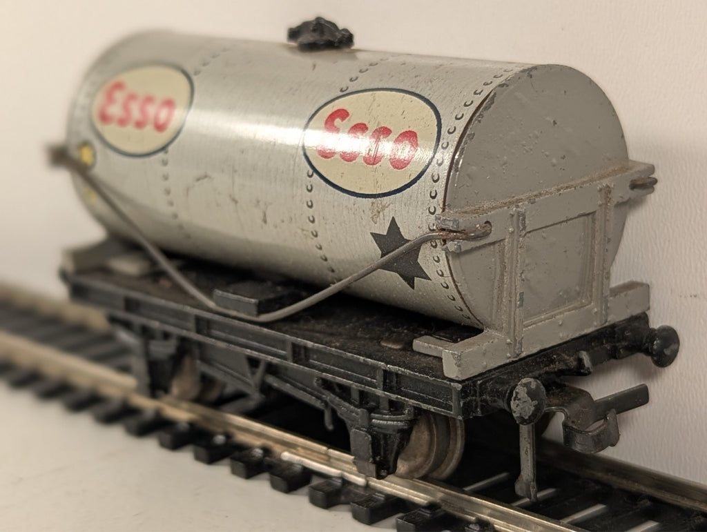 Hornby-Dublo Esso Tank Wagon OO Gauge - Boxed