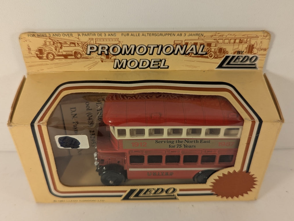 Lledo AEC Renown Double Decker Bus Die-cast Model Bus United - Red and Cream