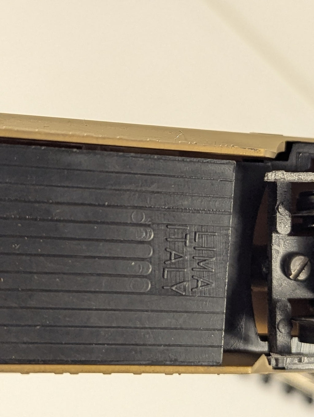 Lima OO Gauge Class 52 Western Enterprise Diesel Locomotive D1023 BR Desert Sand