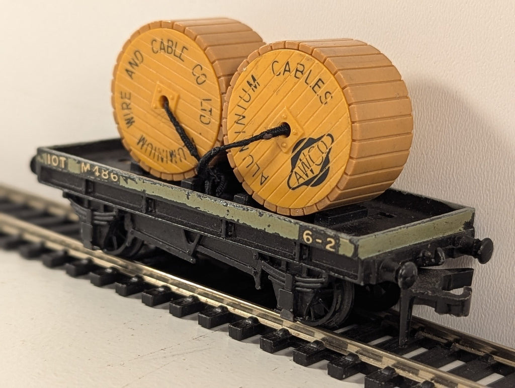 Hornby Dublo 32086 OO Gauge 3-Rail Low-Sided Wagon Cable Load