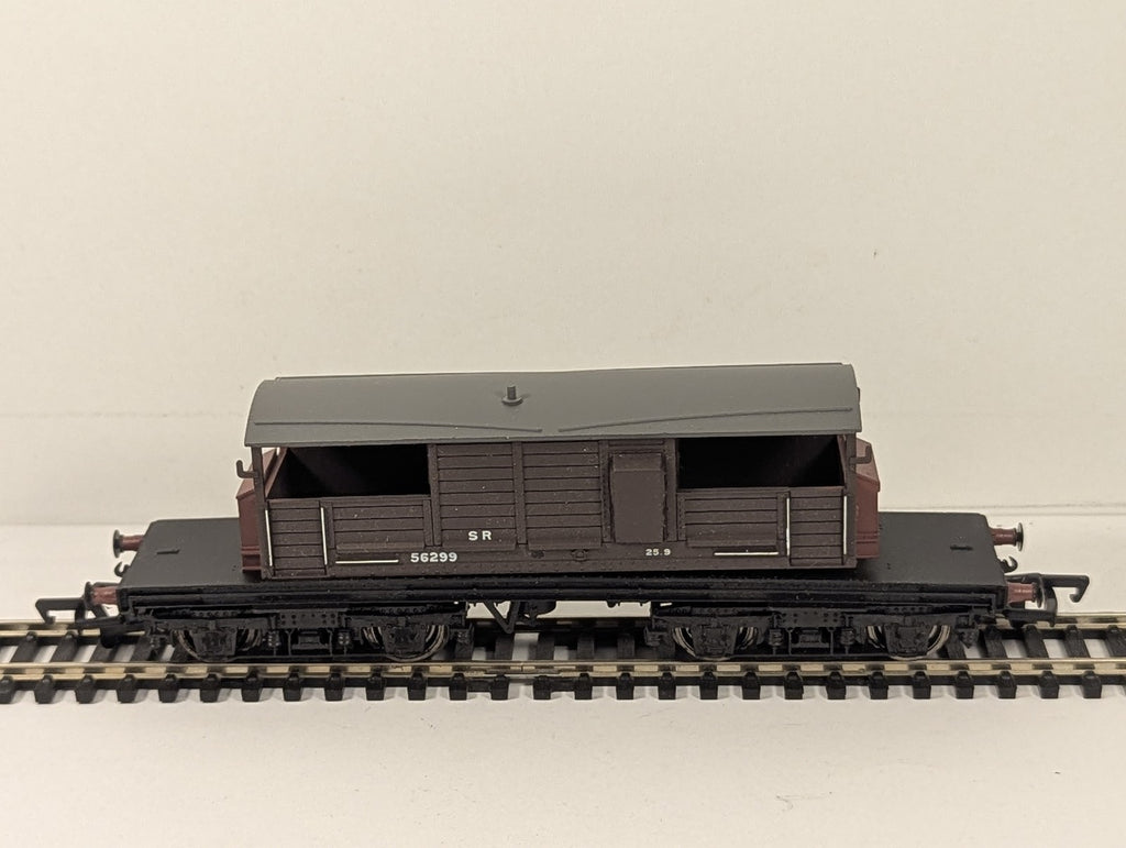Bachmann OO Gauge 25 Ton Queen Mary Brake Van 56299 Southern Railway 33-827A
