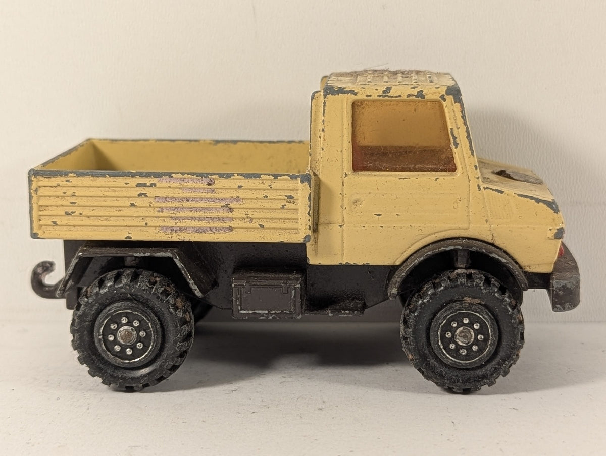 Matchbox Mercedes-Benz Unimog Die-cast Vehicle Yellow K-10
