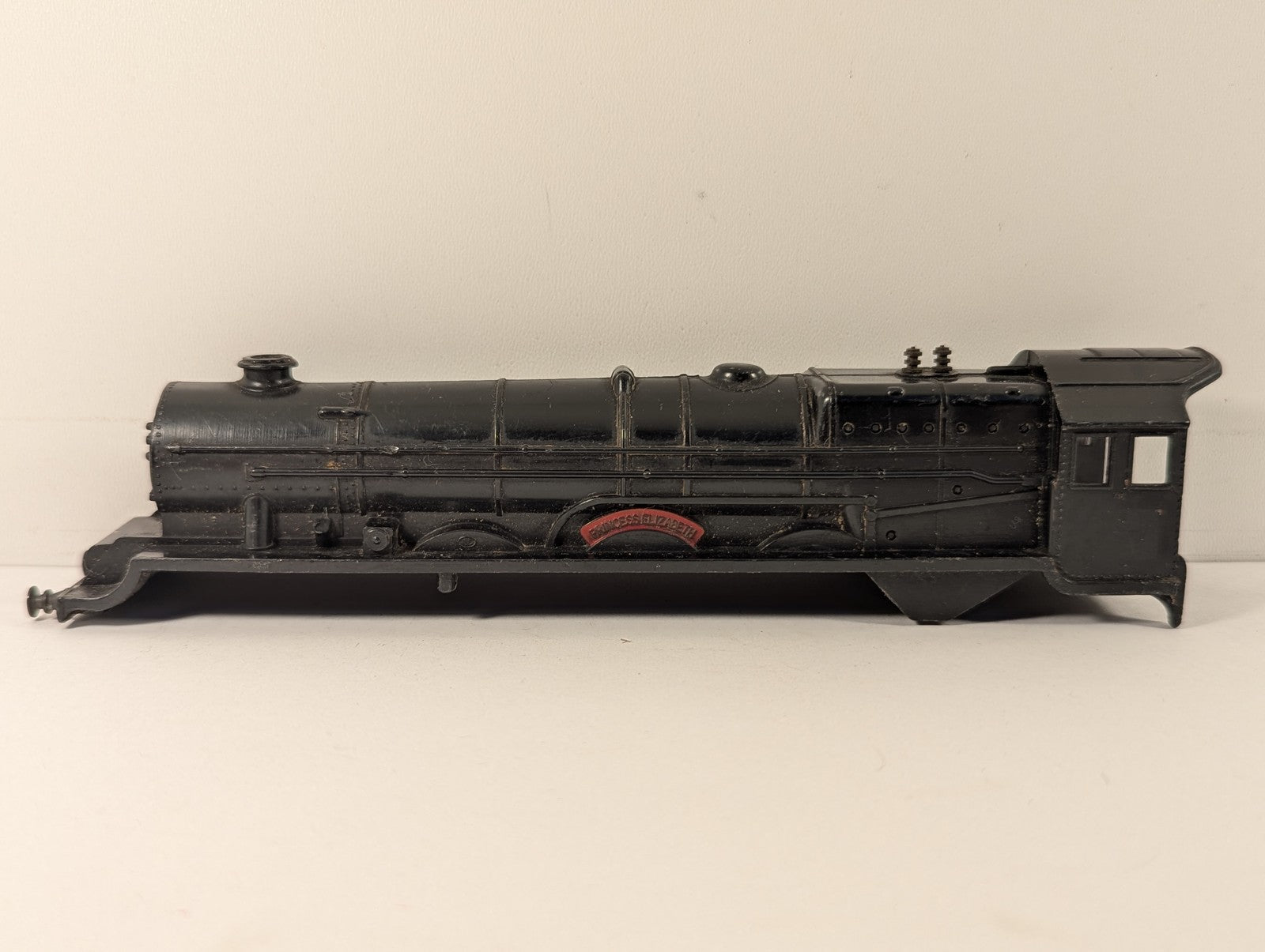 Tri-ang OO Gauge Princess Royal Class 'Princess Elizabeth' Locomotive Body Shell