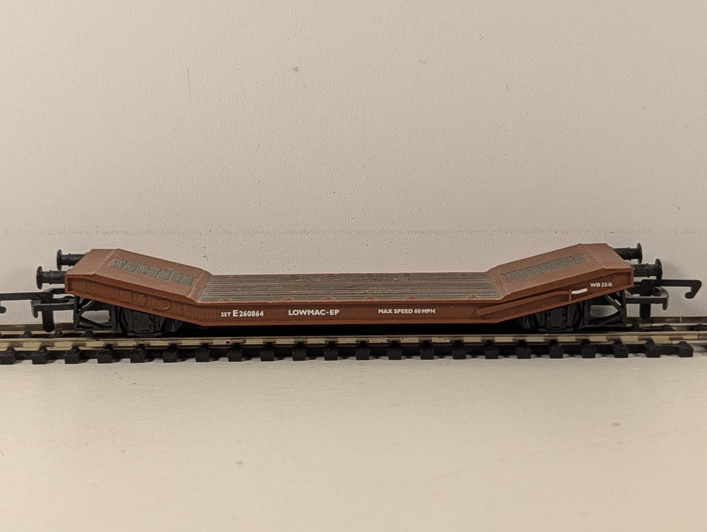 Hornby OO Gauge Lowmac Wagon Goods Wagon E260864 BR Bauxite