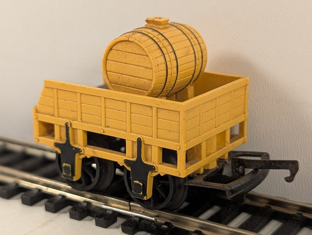 Tri-ang Hornby R652 OO Gauge Stevenson’s Rocket Tender