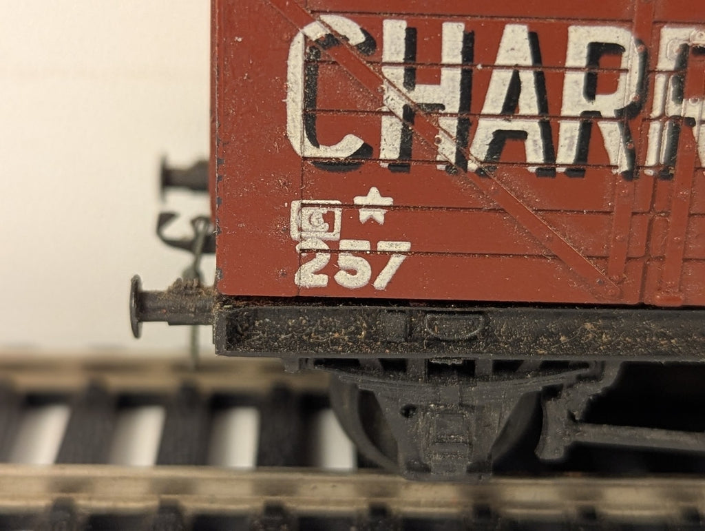 British Trix OO Gauge Charringtons 7-Plank Open Wagon 257 5001