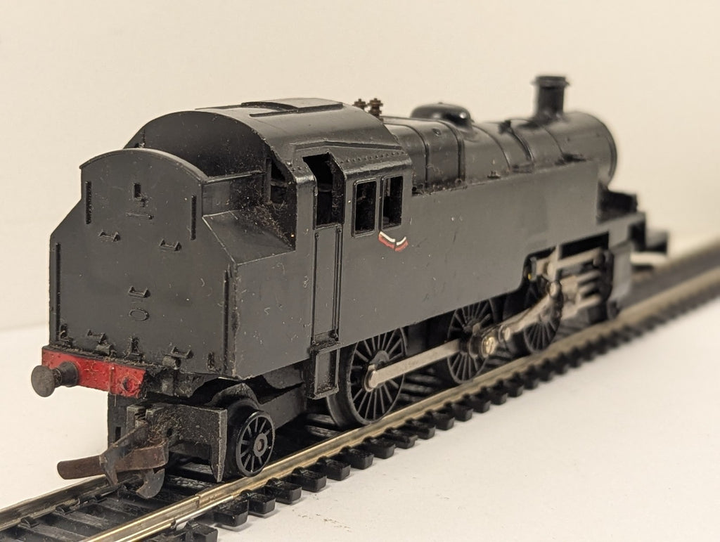 Tri-ang R59 BR Class 3MT 2-6-2T Tank Locomotive No.82004  - Needs Attention