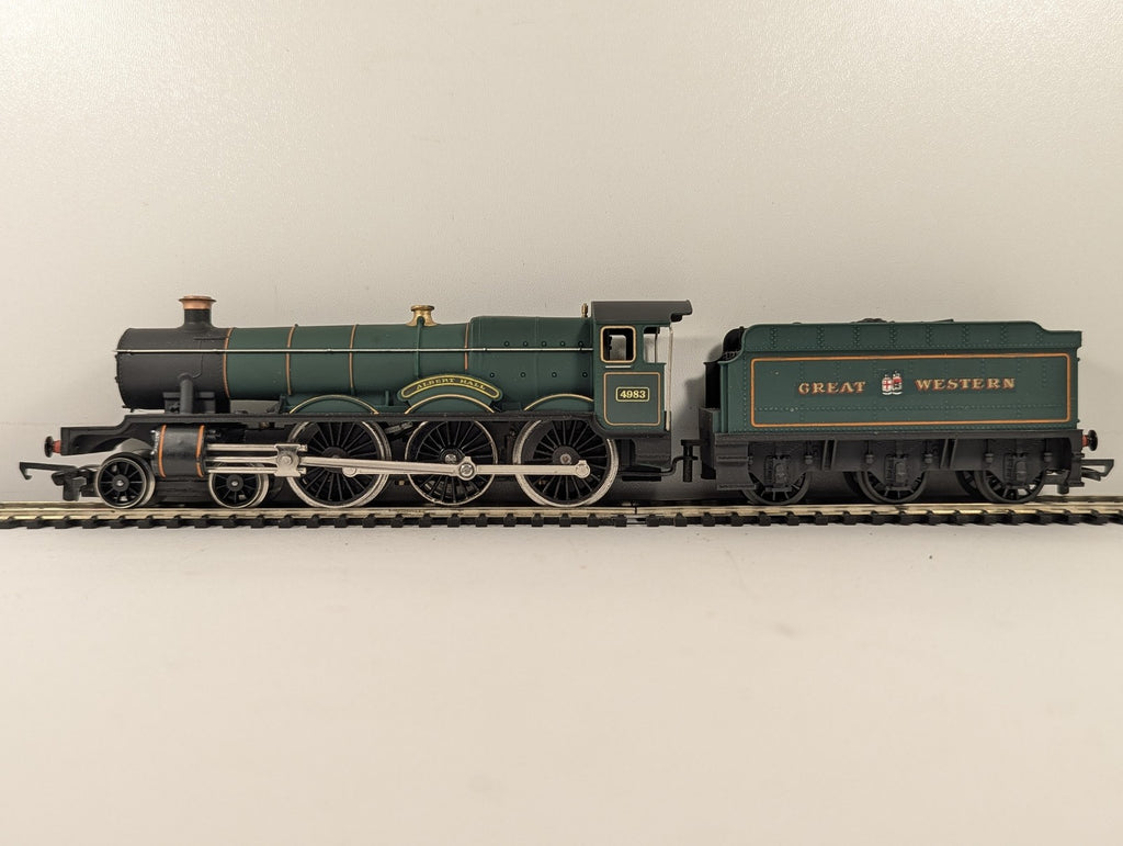Hornby Railways OO Gauge GWR Hall Class 'Albert Hall' Steam Locomotive 4983