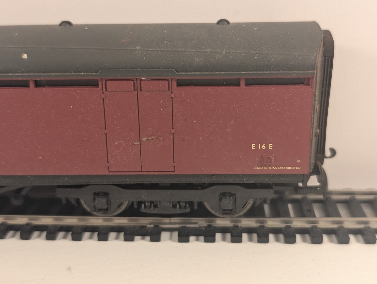 Bachmann 34-653 63ft Thompson BG Full Brake in Crimson