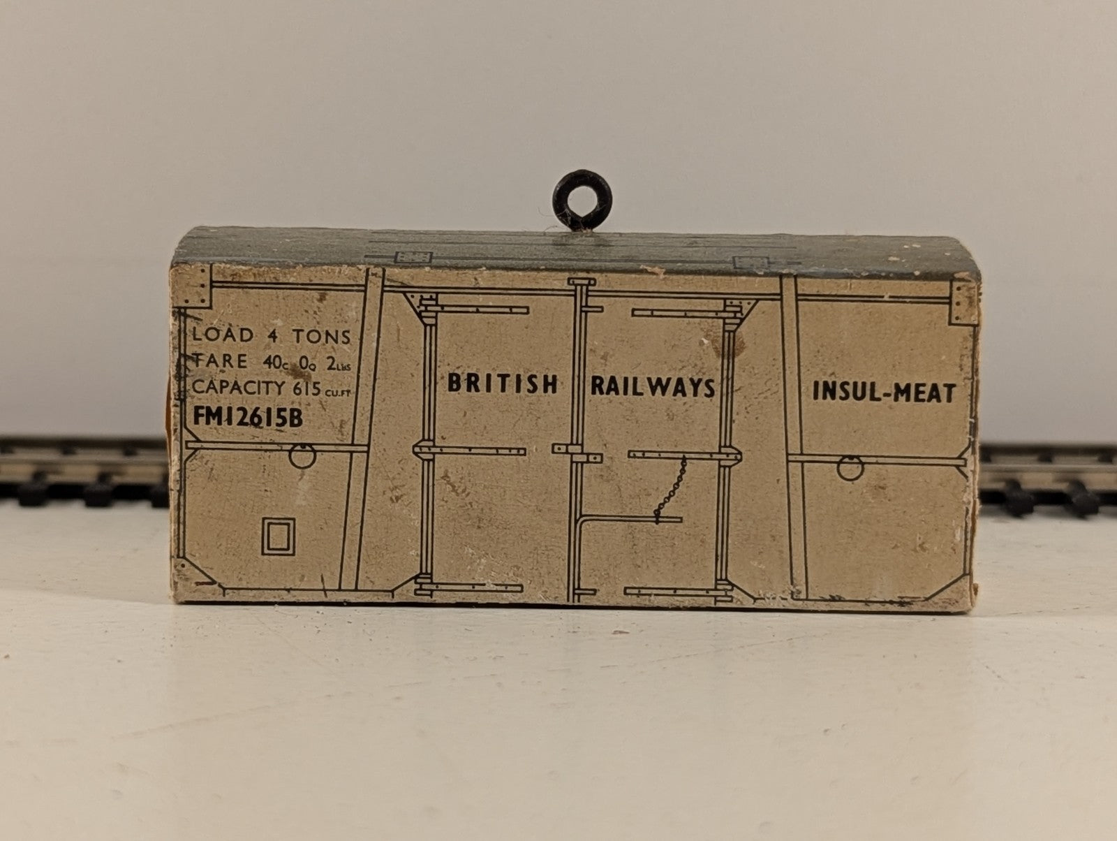 Hornby Dublo 32945 OO Gauge White Insulated Meat Container - Boxed