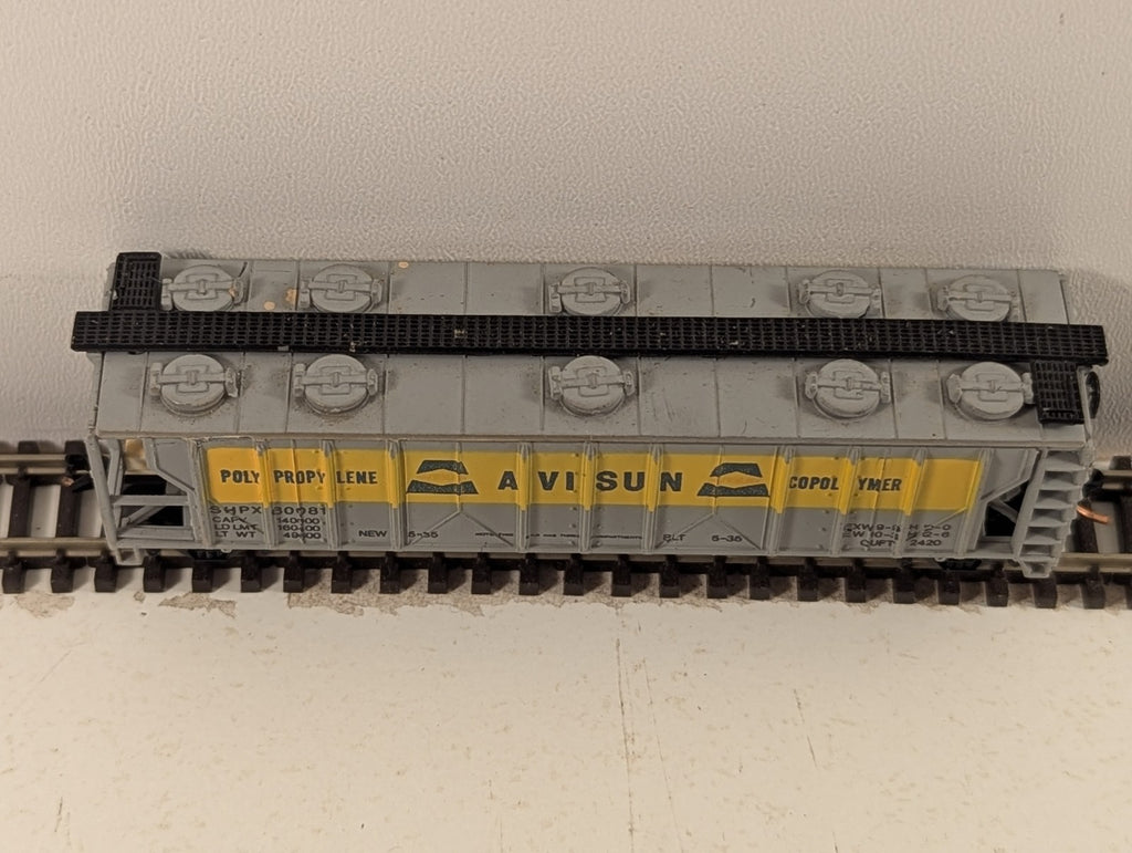 Bachmann N Gauge Avisun 47ft Covered Hopper