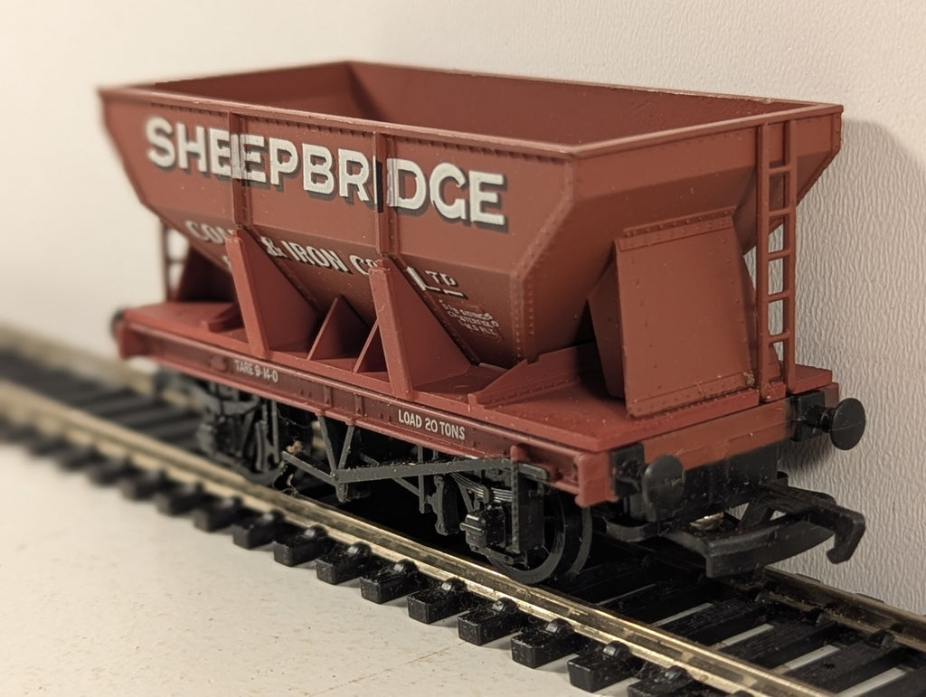 Mainline OO Gauge 20 Ton Steel Hopper Wagon Goods Wagon 8251