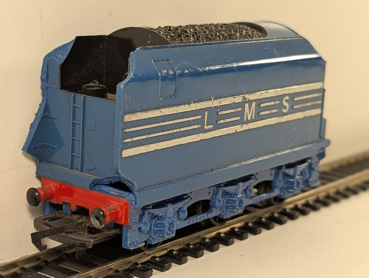 Tri-ang Hornby OO Gauge Coronation Class Streamlined Tender
