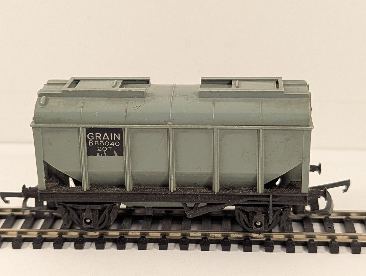 Tri-ang OO Gauge Operating 20T Grain Wagon Goods Wagon B85040 BR Grey R224