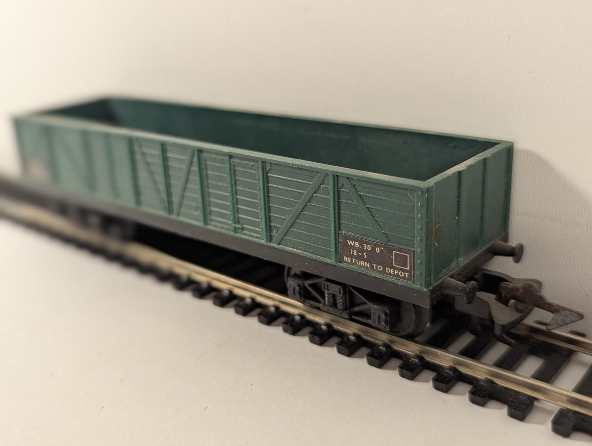 Playcraft HO Gauge 50-Ton Bogie Open Wagon Goods Wagon E 451023 BR Green