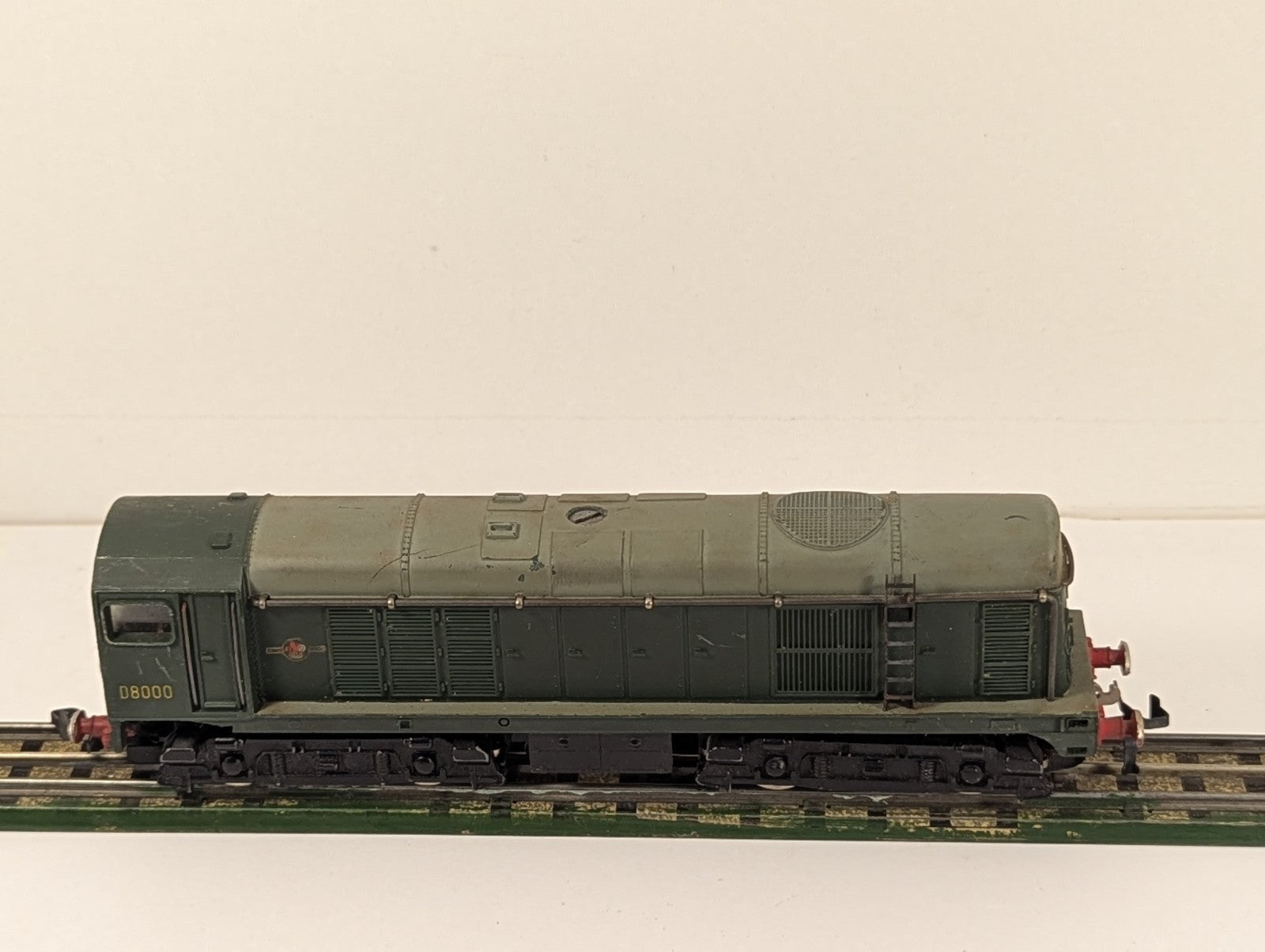 Hornby Dublo 3230 OO Gauge BR Class 20 Type 1 Diesel D8000 3-Rail