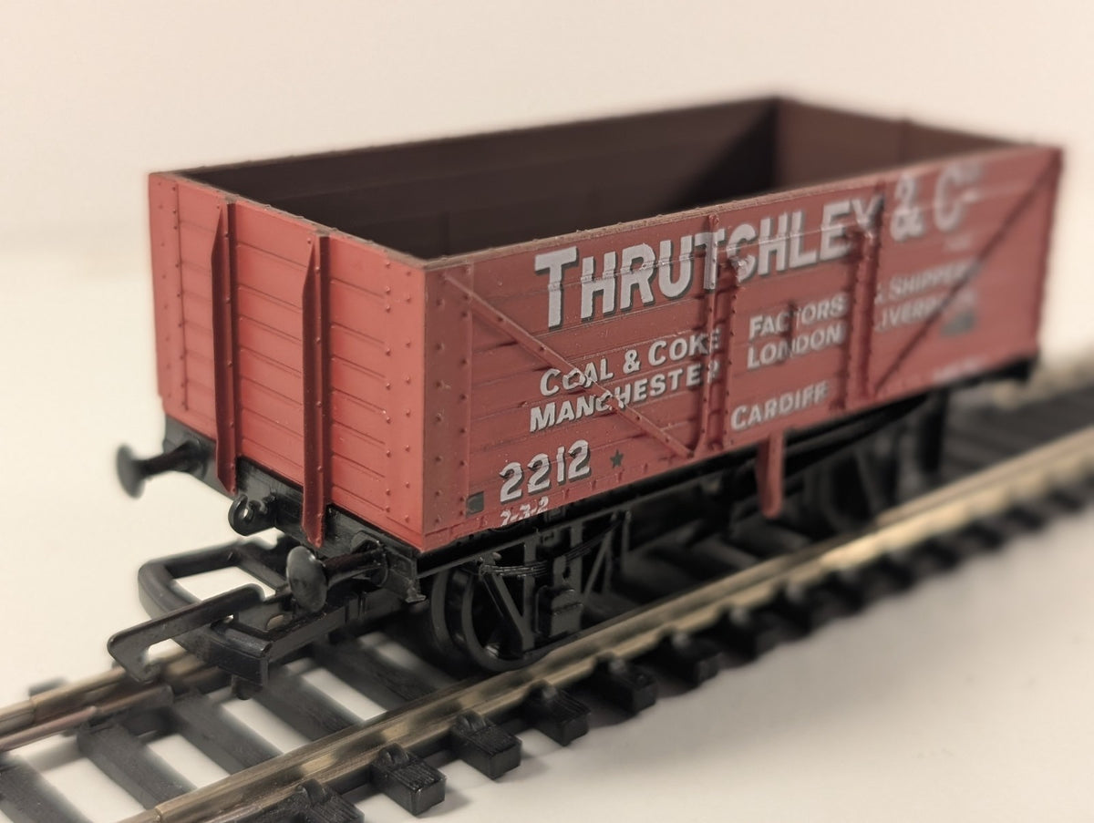 Dapol B103 OO Gauge 7-Plank Wagon – Thrutchley & Co.