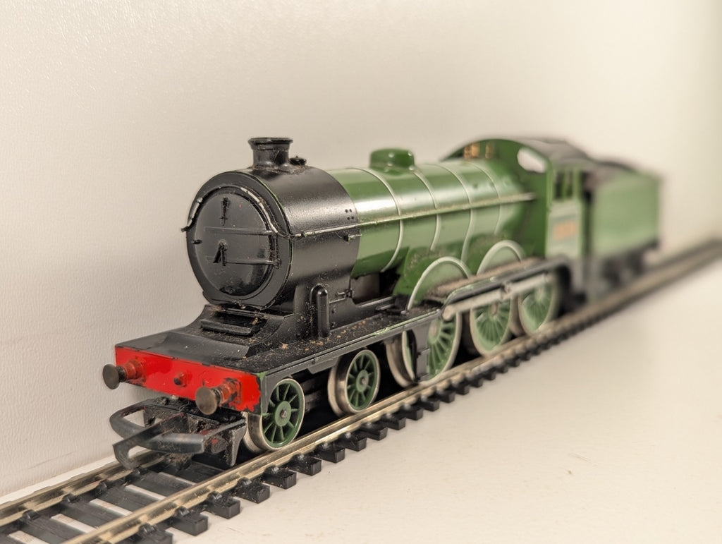Hornby R866 OO Gauge LNER Class B12 4-6-0 Steam Locomotive - Repainted Tender