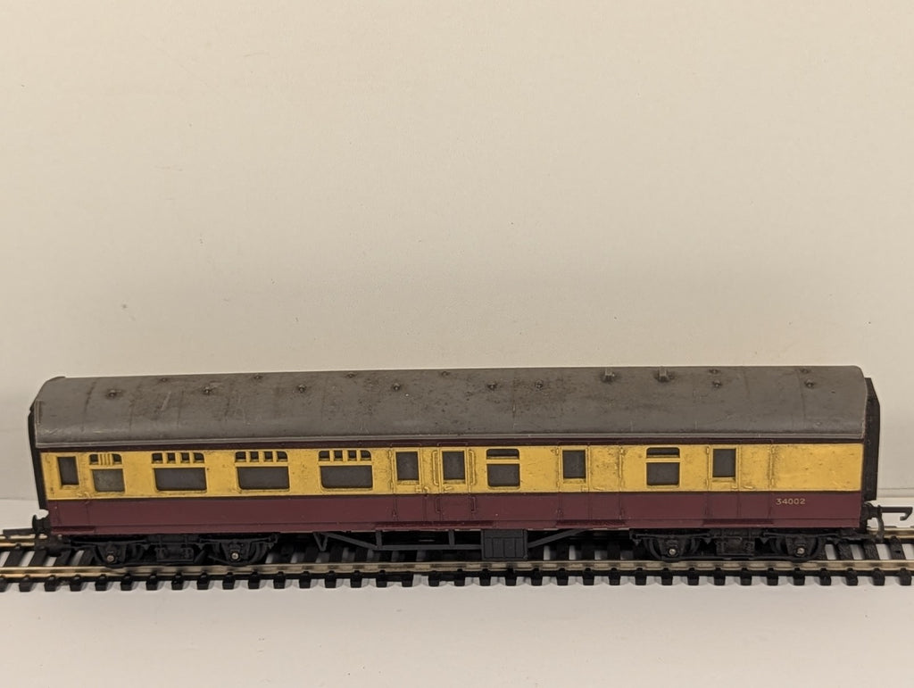 Tri-ang R224 OO Gauge BR Short Brake Second Coach 34002