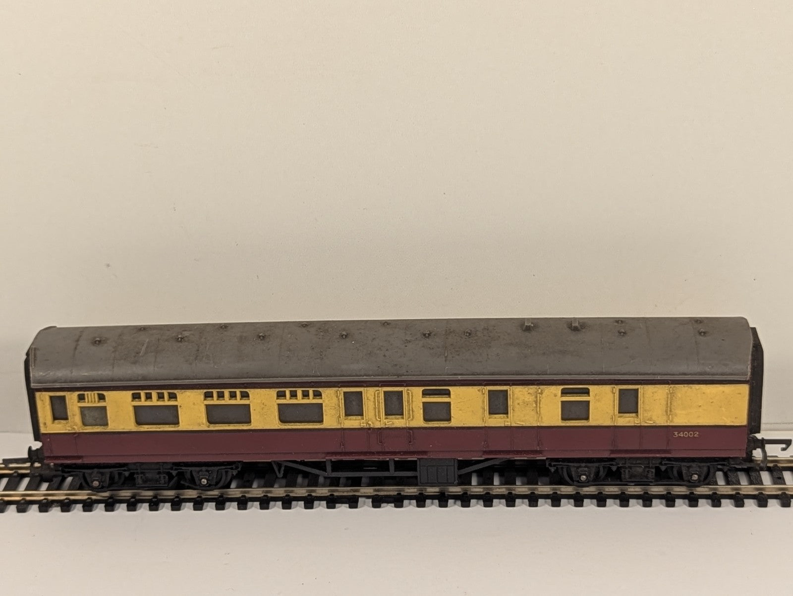 Tri-ang R224 OO Gauge BR Short Brake Second Coach 34002