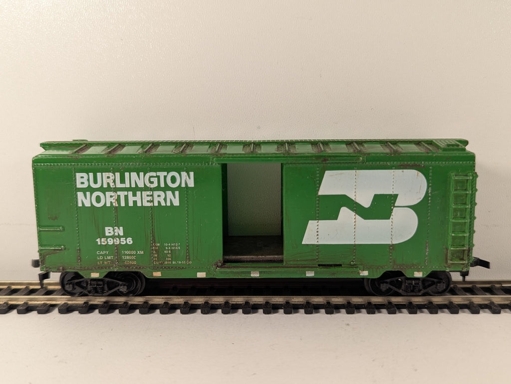Life-Like HO Gauge Burlington Northern 40ft Steel Boxcar 159956