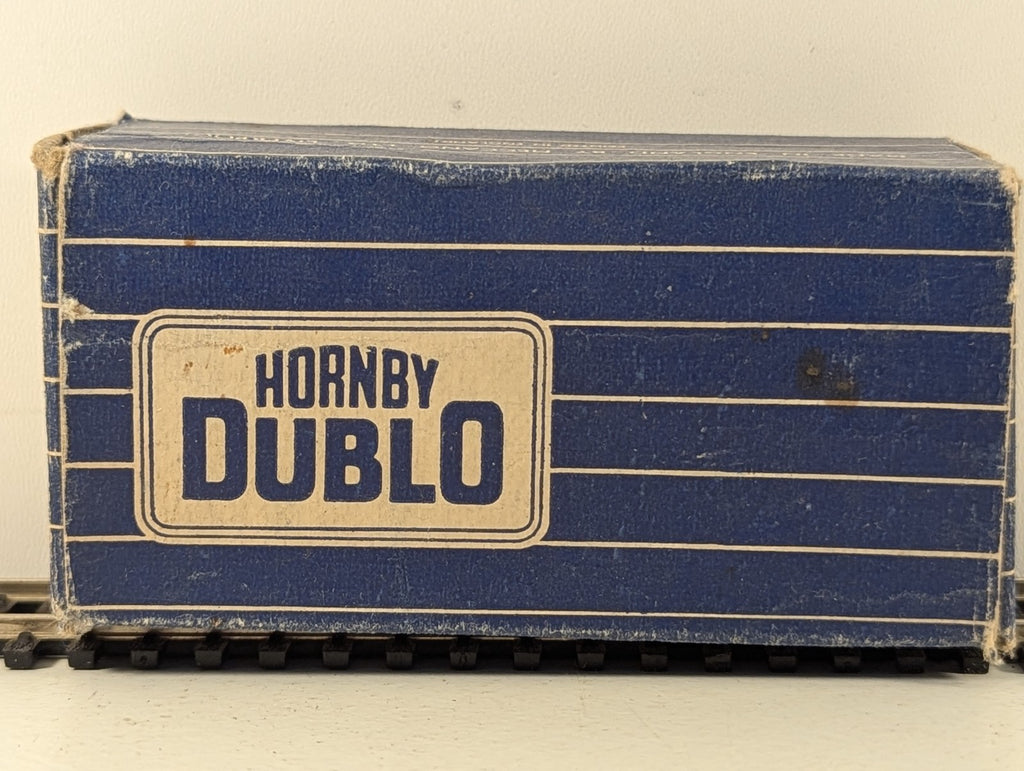 Hornby Dublo 8 Ton Cattle Wagon Brown OO Gauge - Boxed