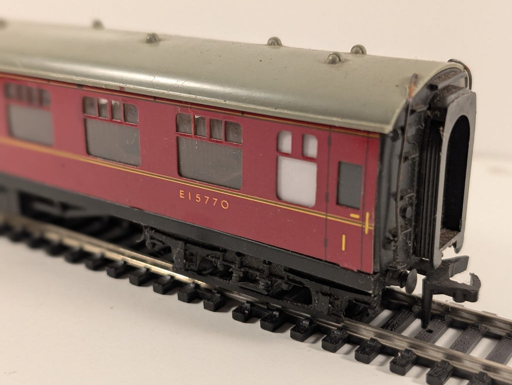 Hornby Dublo 4053 Passenger Corridor Coach BR Maroon E15770
