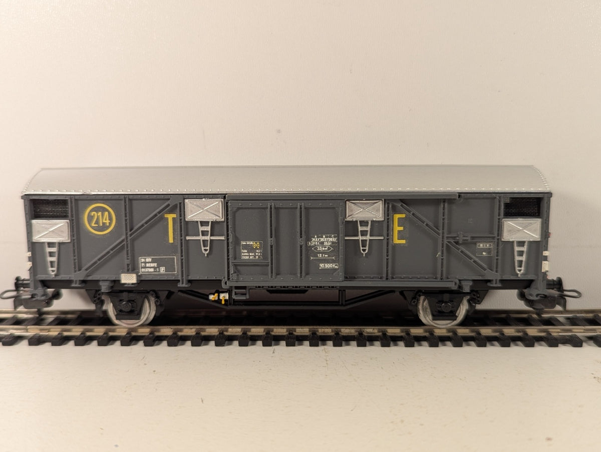 Electrotren HO Gauge RENFE J-2 Closed Box Van Goods Wagon 0137500-1