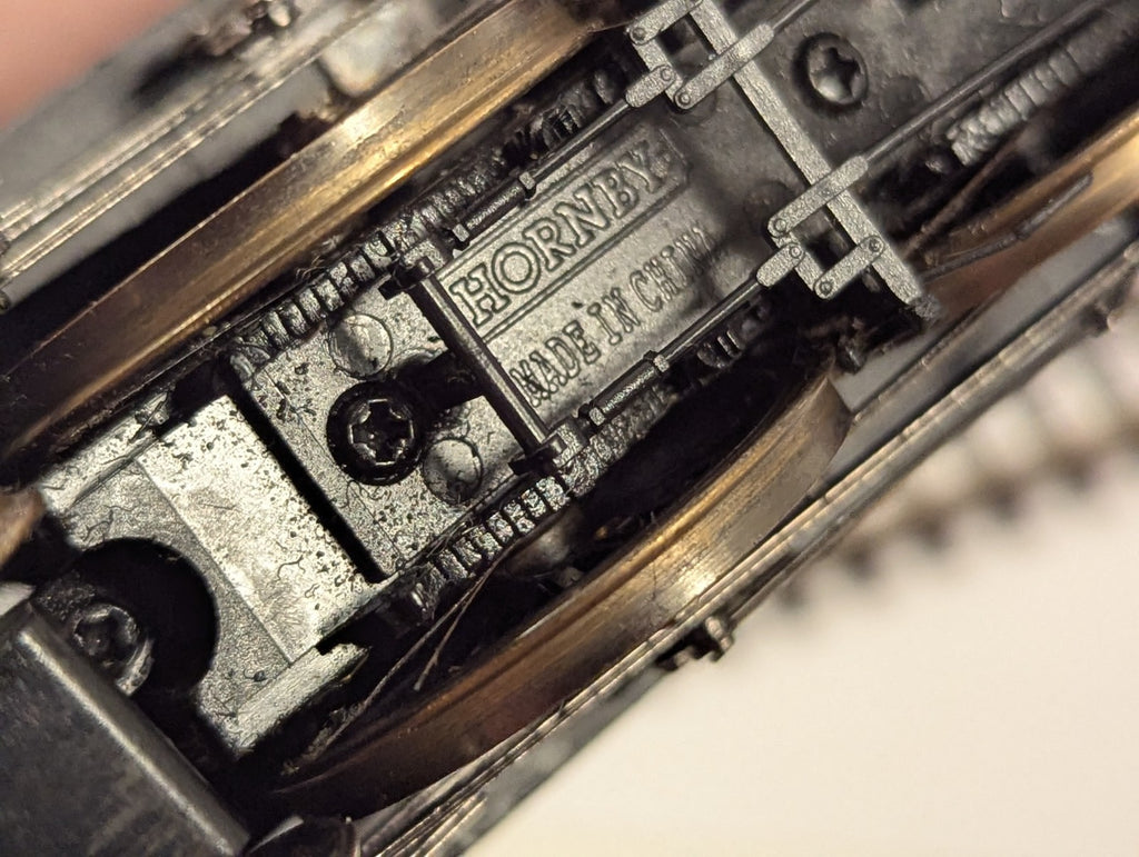 Hornby OO Gauge Class A4 'Woodcock' Steam Locomotive 60029 BR Green