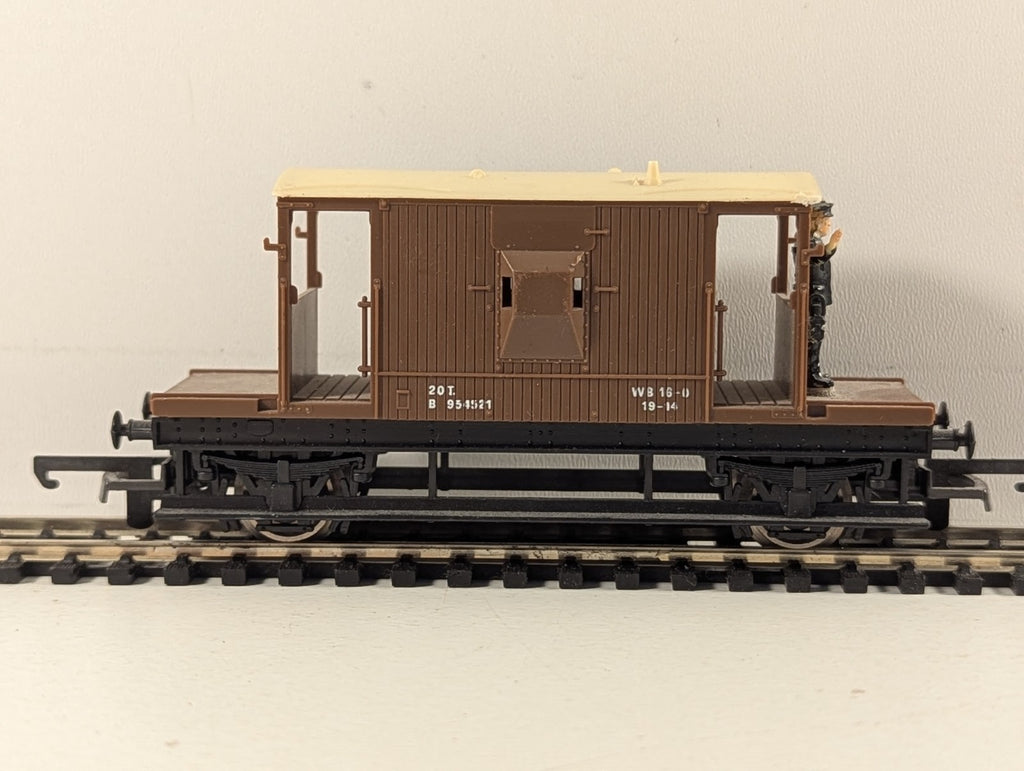 Lima OO Gauge BR 20 Ton Standard Brake Van B 954521 BR Brown