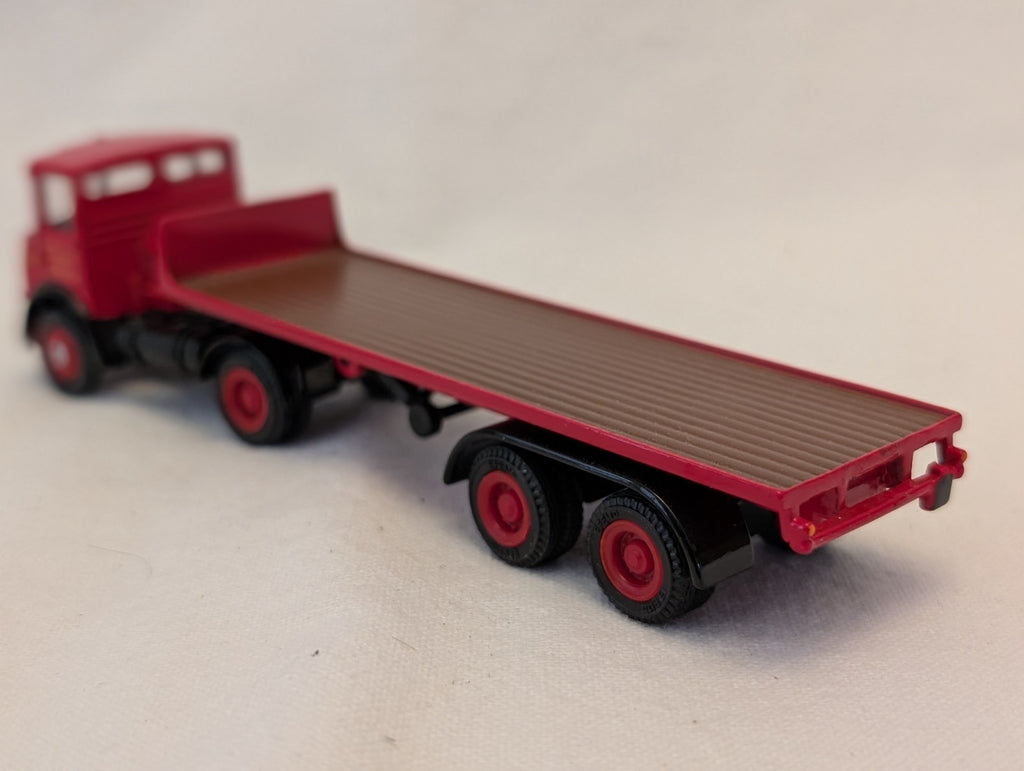EFE 1:76 Scale Atkinson Articulated Flatbed Die-cast Lorry 296