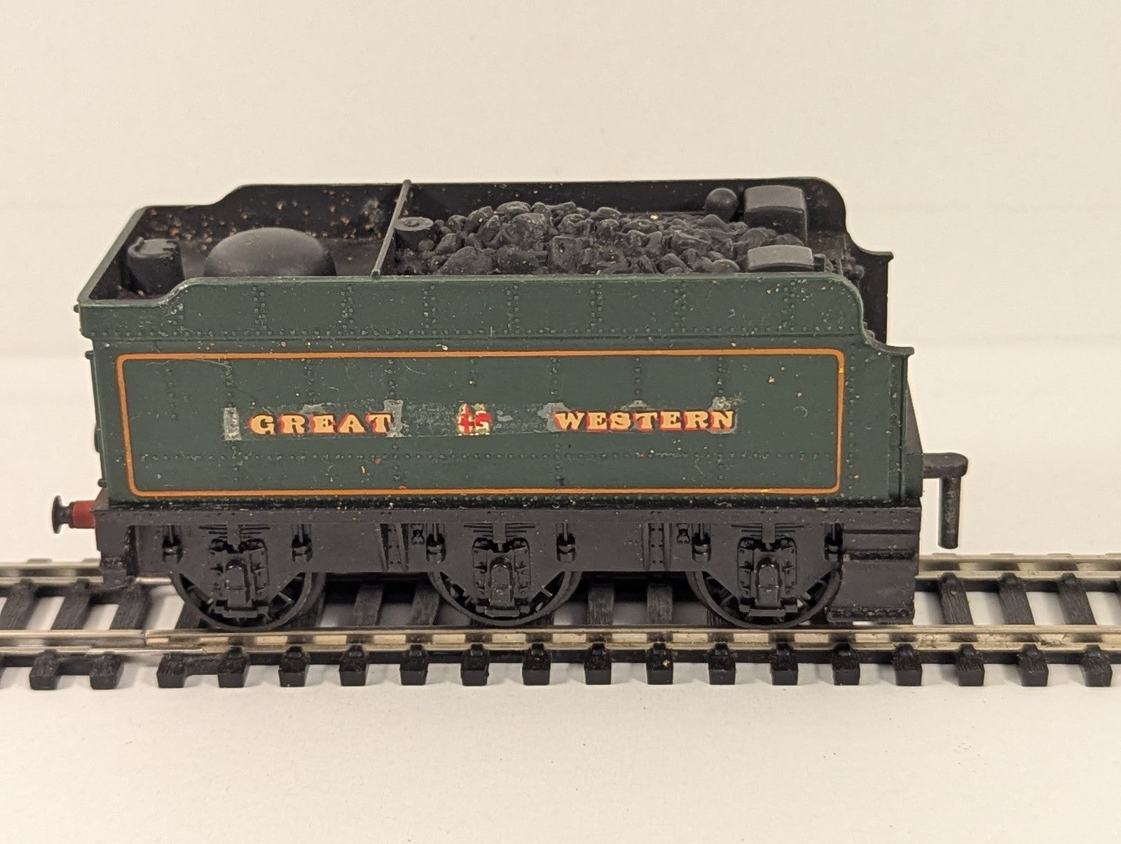 Tri-ang OO Gauge Hall Class Tender GWR Green