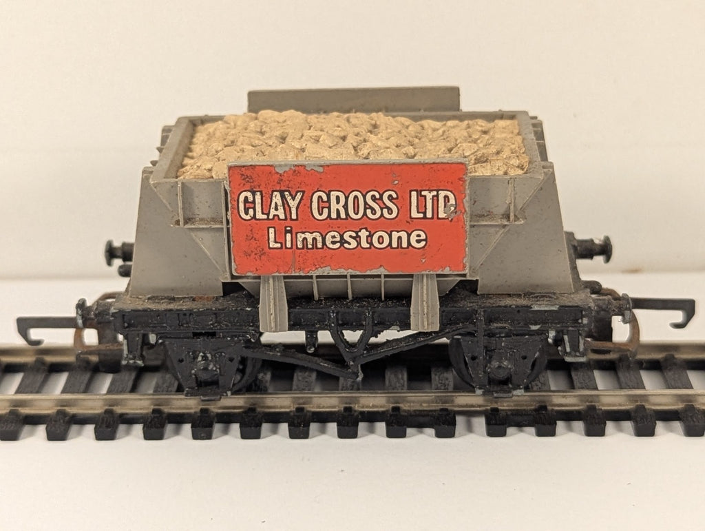Wrenn OO Gauge W5005 Clay Cross Ltd Limestone Hopper Wagon